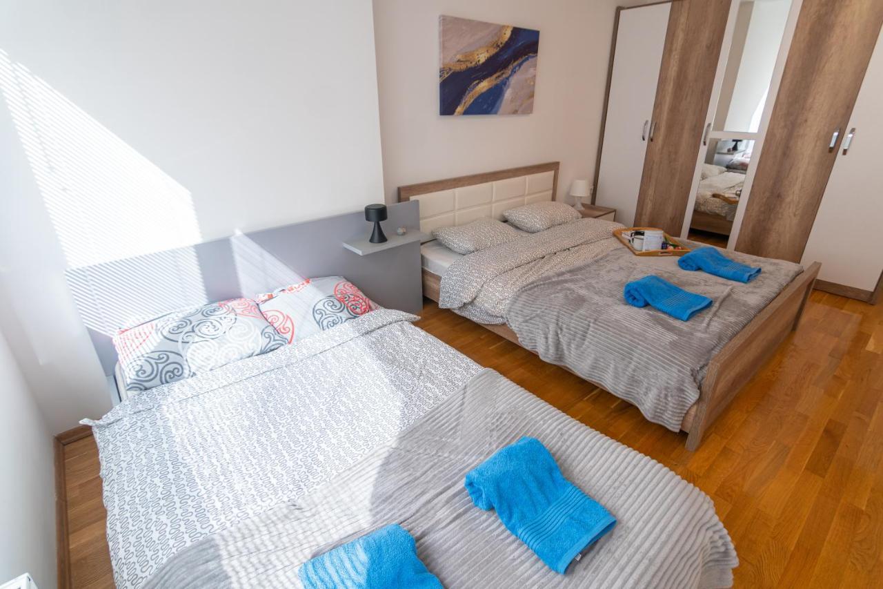 High-End Spacious Apartment Next To City Mall Σκόπια Εξωτερικό φωτογραφία