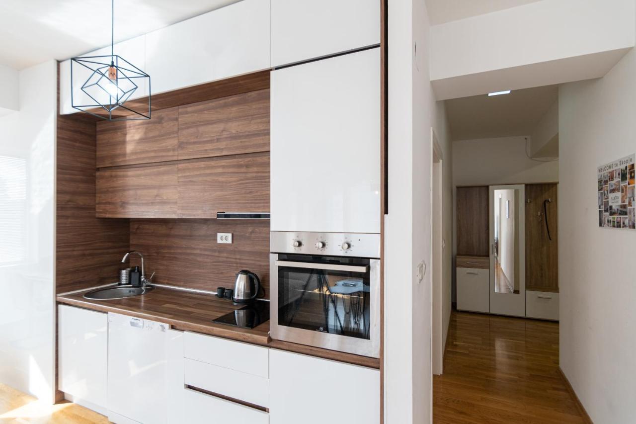 High-End Spacious Apartment Next To City Mall Σκόπια Εξωτερικό φωτογραφία