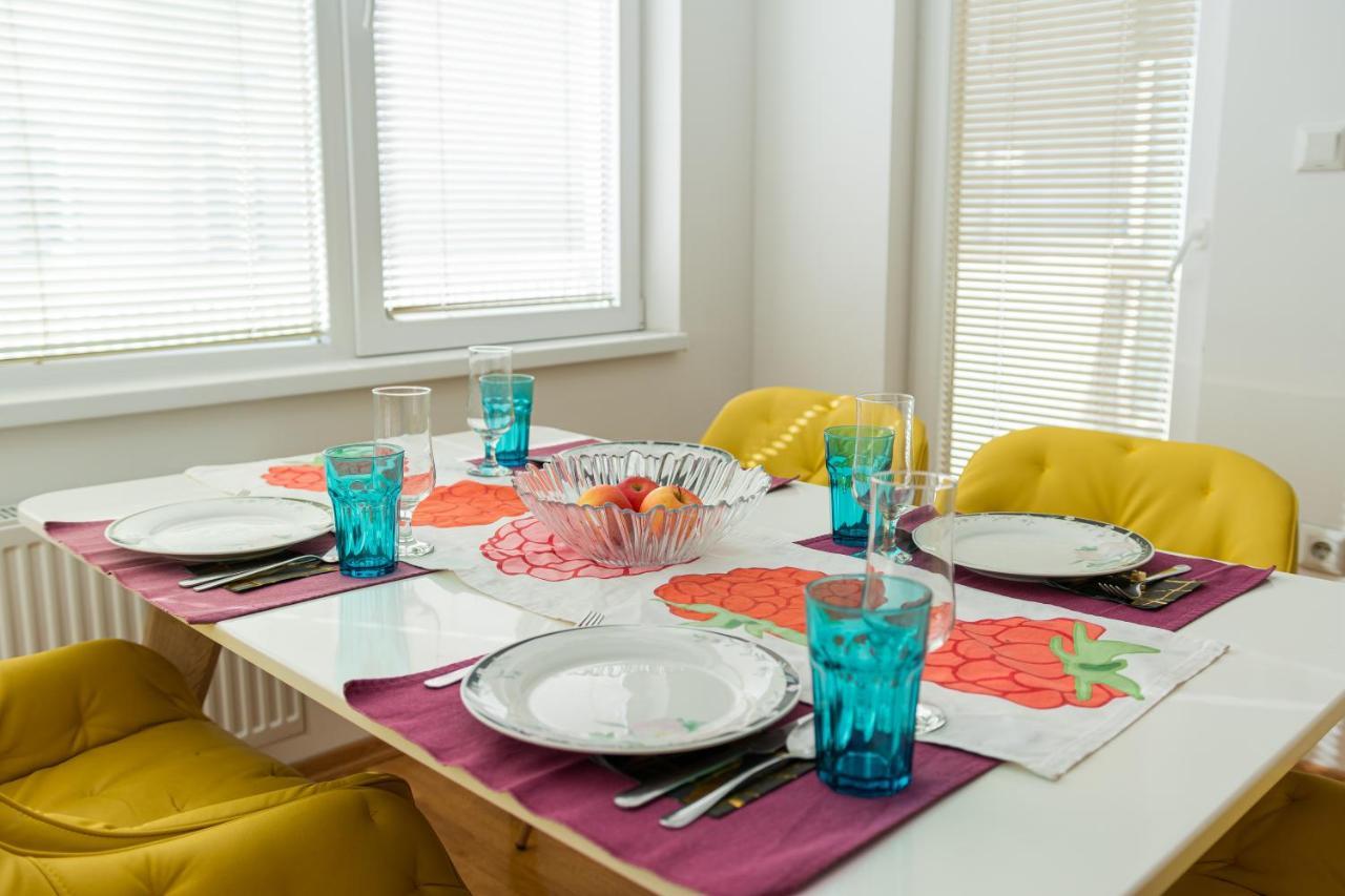 High-End Spacious Apartment Next To City Mall Σκόπια Εξωτερικό φωτογραφία