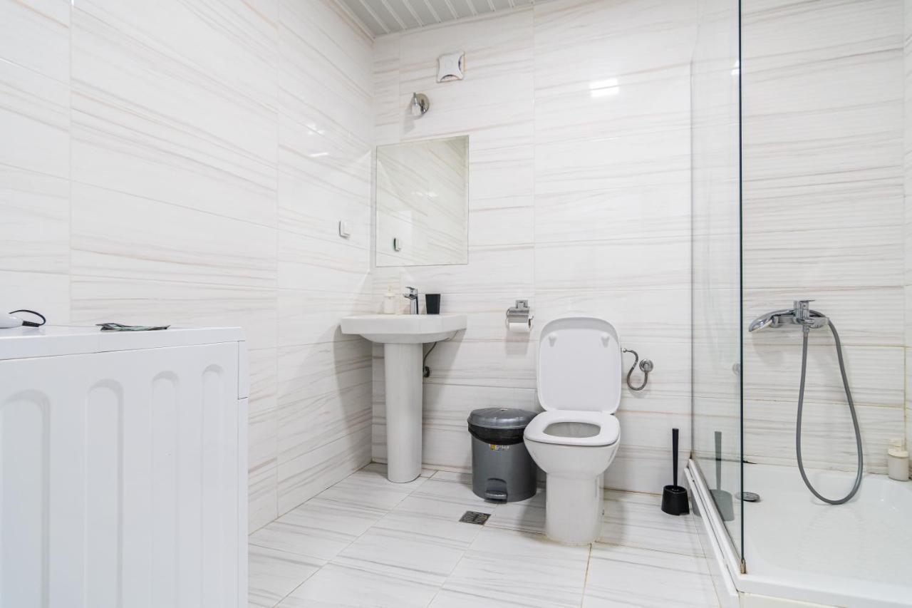 High-End Spacious Apartment Next To City Mall Σκόπια Εξωτερικό φωτογραφία