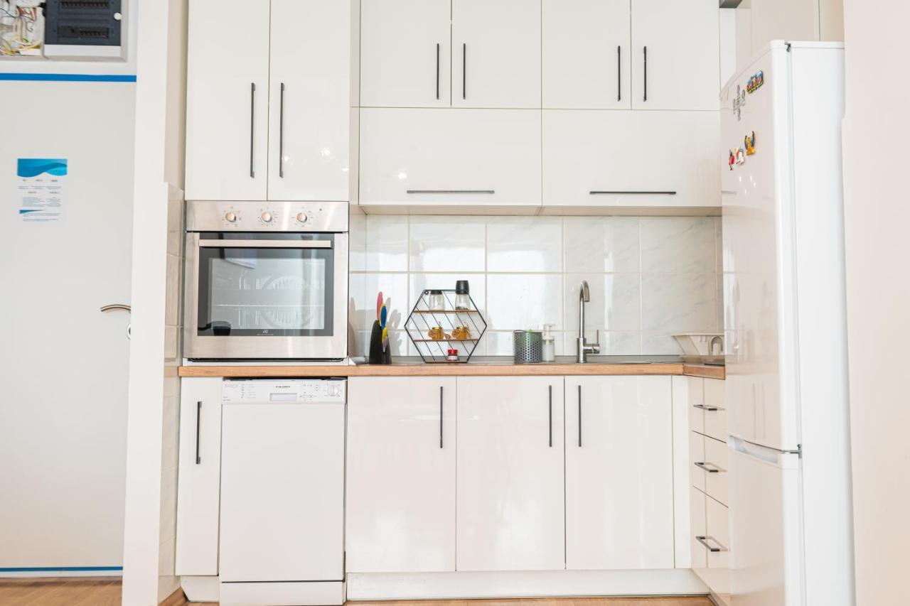 High-End Spacious Apartment Next To City Mall Σκόπια Εξωτερικό φωτογραφία